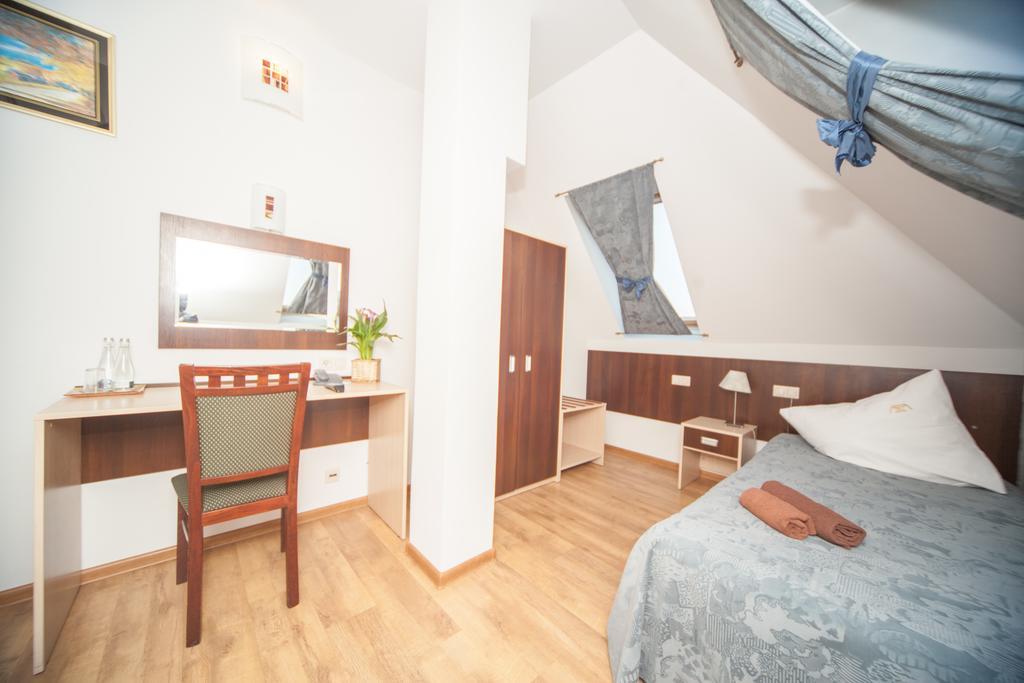Hotel Ada Wiekszyce Esterno foto